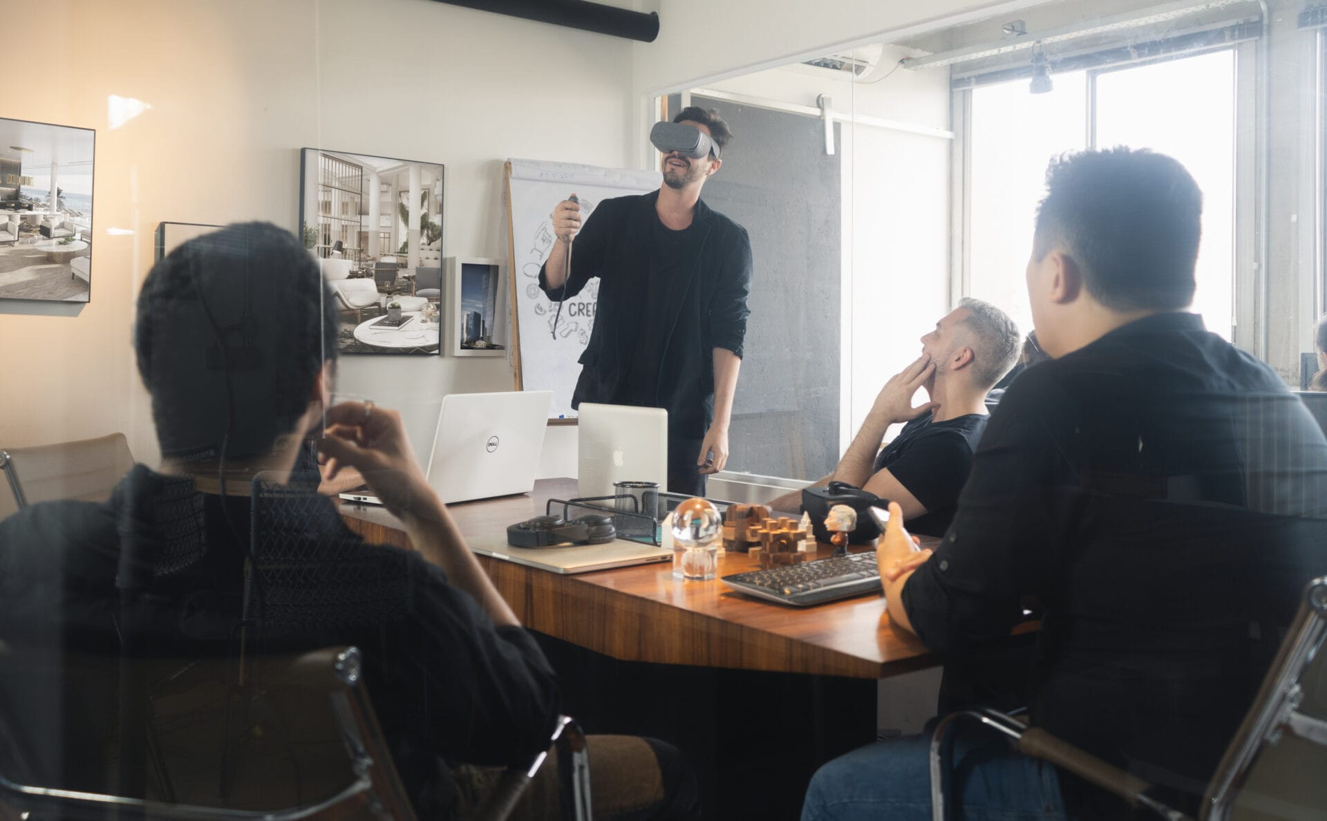 NoTriangle Studio VR review session
